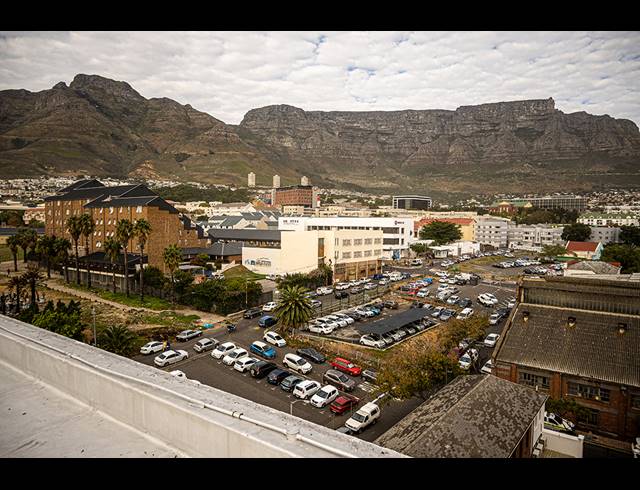 3,225M² OFFICE TO LET IN ZONNEBLOEM